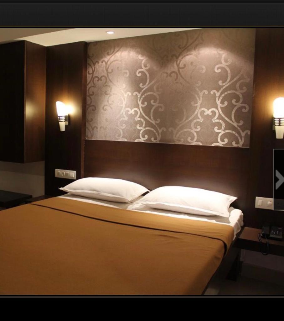 Hotel Aashraya Mysuru Zewnętrze zdjęcie