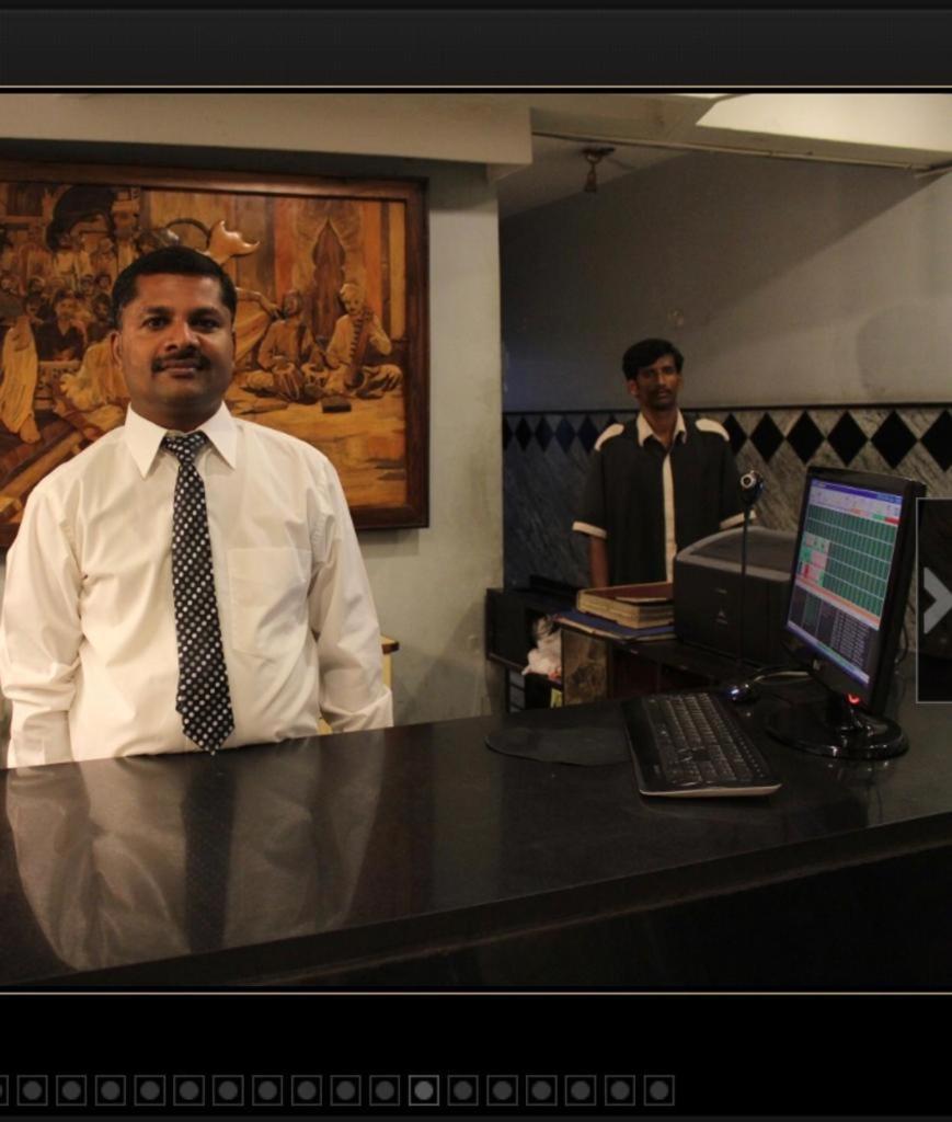 Hotel Aashraya Mysuru Zewnętrze zdjęcie